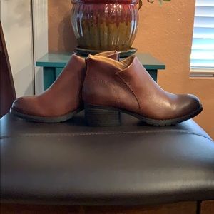 Montana leather booties